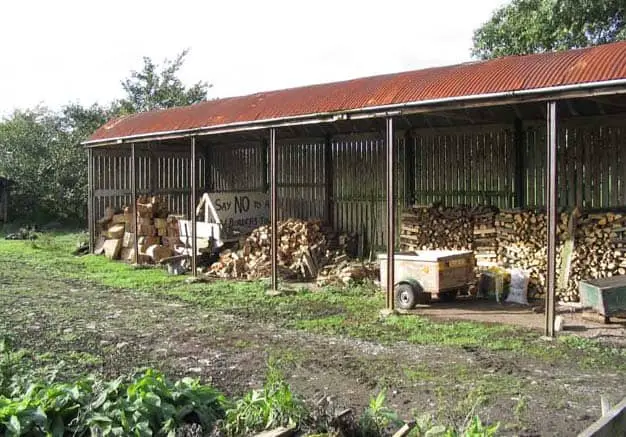 garden-firewood-shed.jpg
