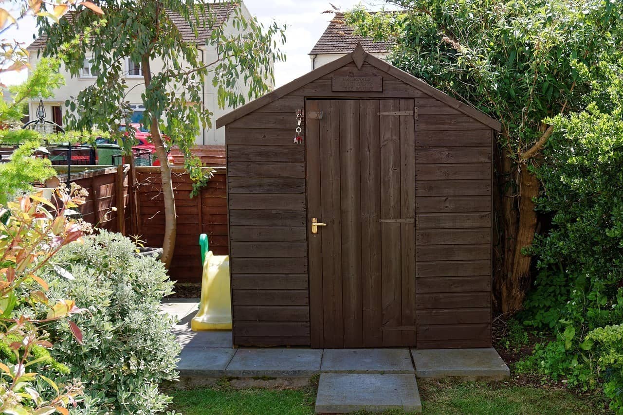home_wooden_garden_shed_door