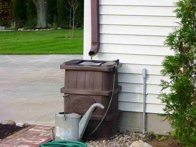 brown rain barrel